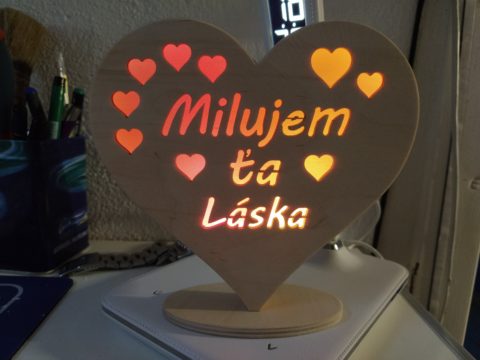 Svietiace srdiečko