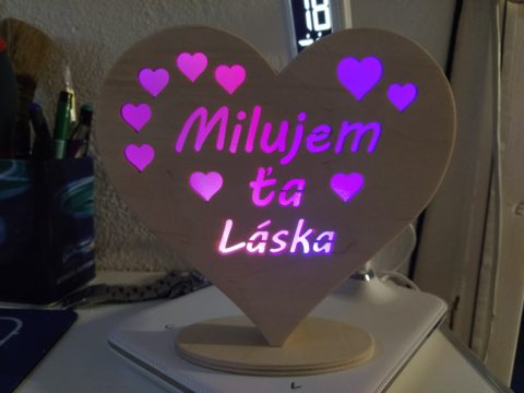 Svietiace srdiečko