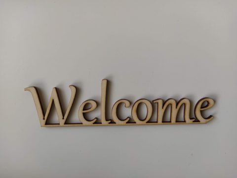 Drevený nápis Welcome