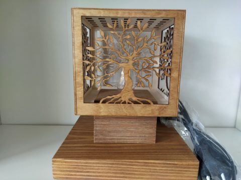Drevená lampa Strom života