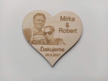 Svadobná drevená magnetka