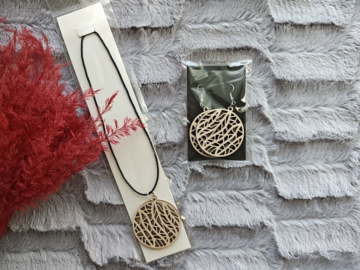 drevená bižutéria