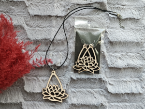 drevená bižutéria