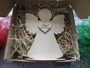 anjelik v darčekovej krabičke