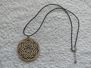 drevená bižutéria